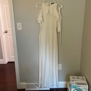 White women’s sleeveless jumpsuit, wide leg, jumpsuit, Belted size small